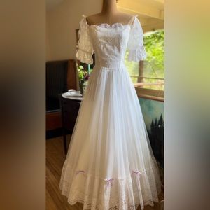 Beautiful 1970’s Vintage Net Lace Dress